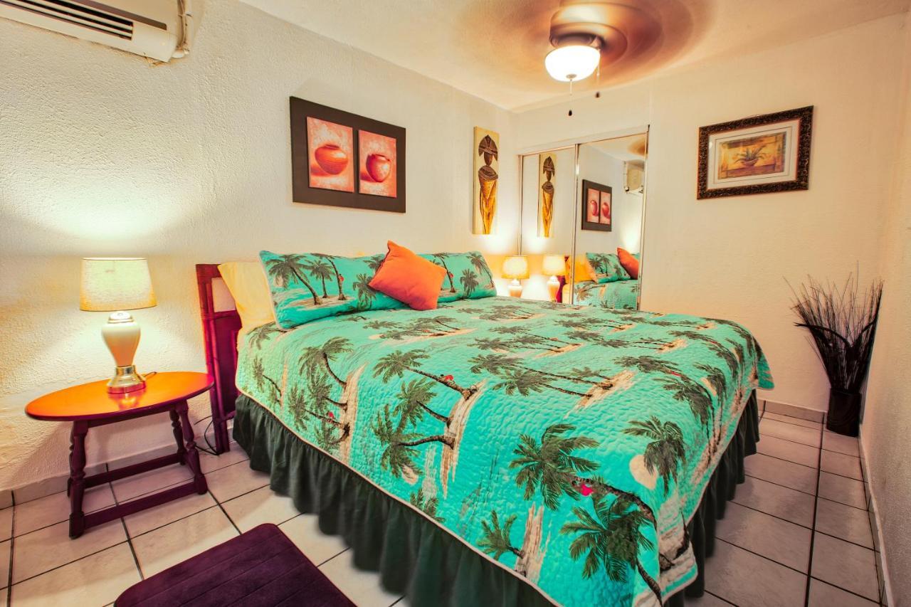 Coconut Palms Inn Rincón Exteriér fotografie
